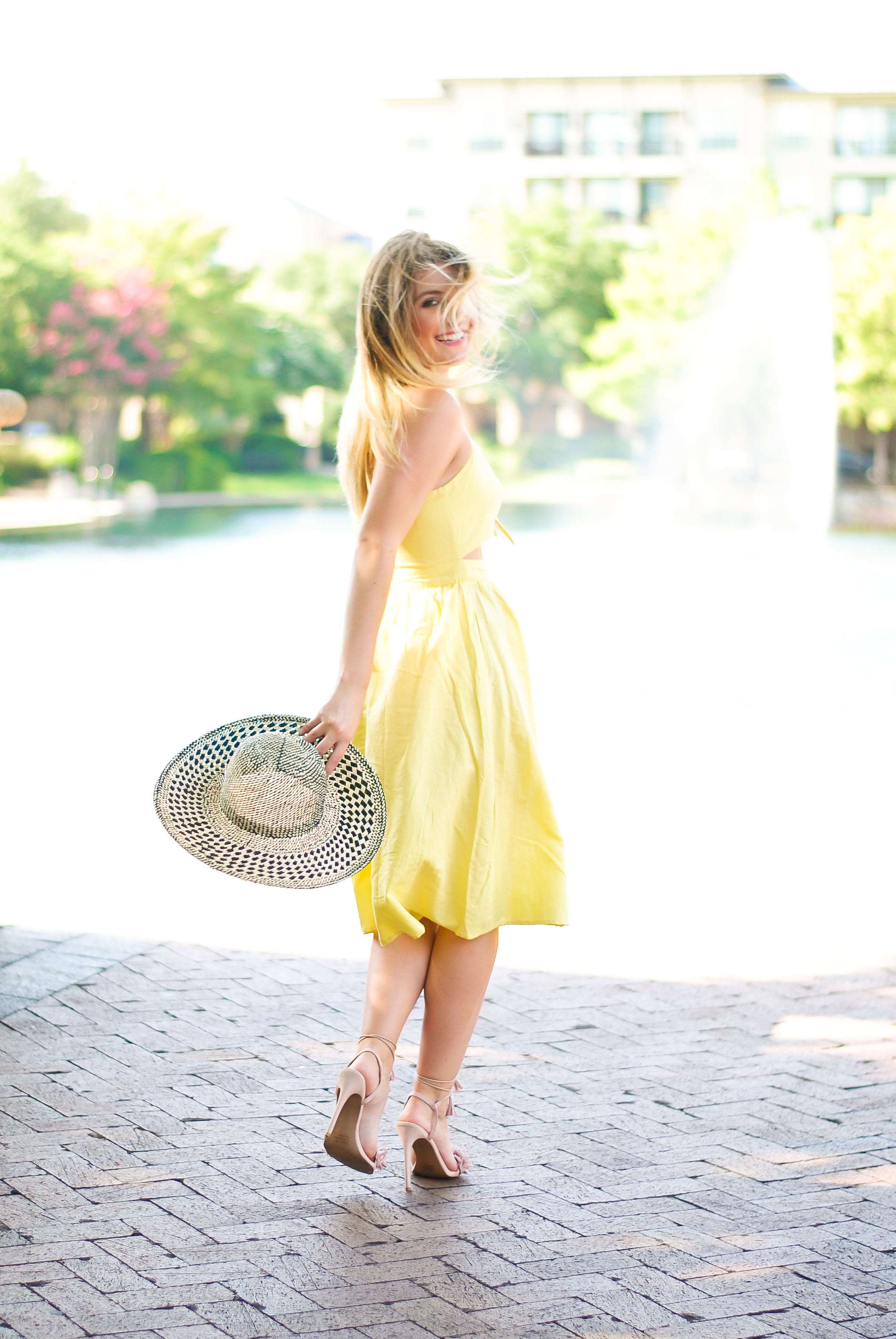 Perfect Sundress with Tobi | AMS Blog - The Perfect Sundress styled by popular Texas fashion blogger, Audrey Madison Stowe