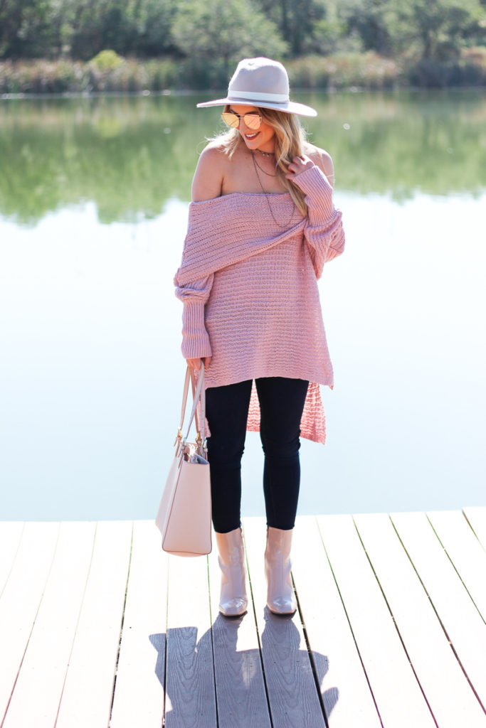 A Day in Lubbock & OTS Blush Sweater Audrey Madison Stowe