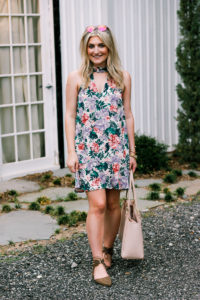 Summer Florals by lifestyle and fashion blogger Audrey Madison Stowe | College lifestyle | Texas Fashion