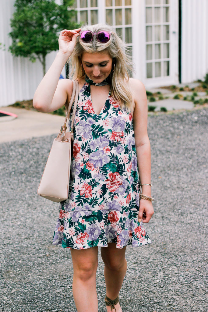 Summer Floral Dresses Under $50 - Audrey Madison Stowe
