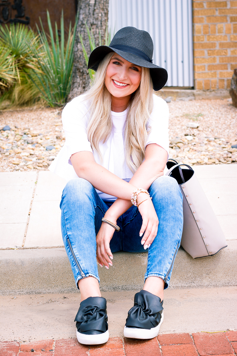 Comfy denim joggers for Fall with Denizen | Fashion and lifestyle blogger Audrey Madison Stowe | Fall style