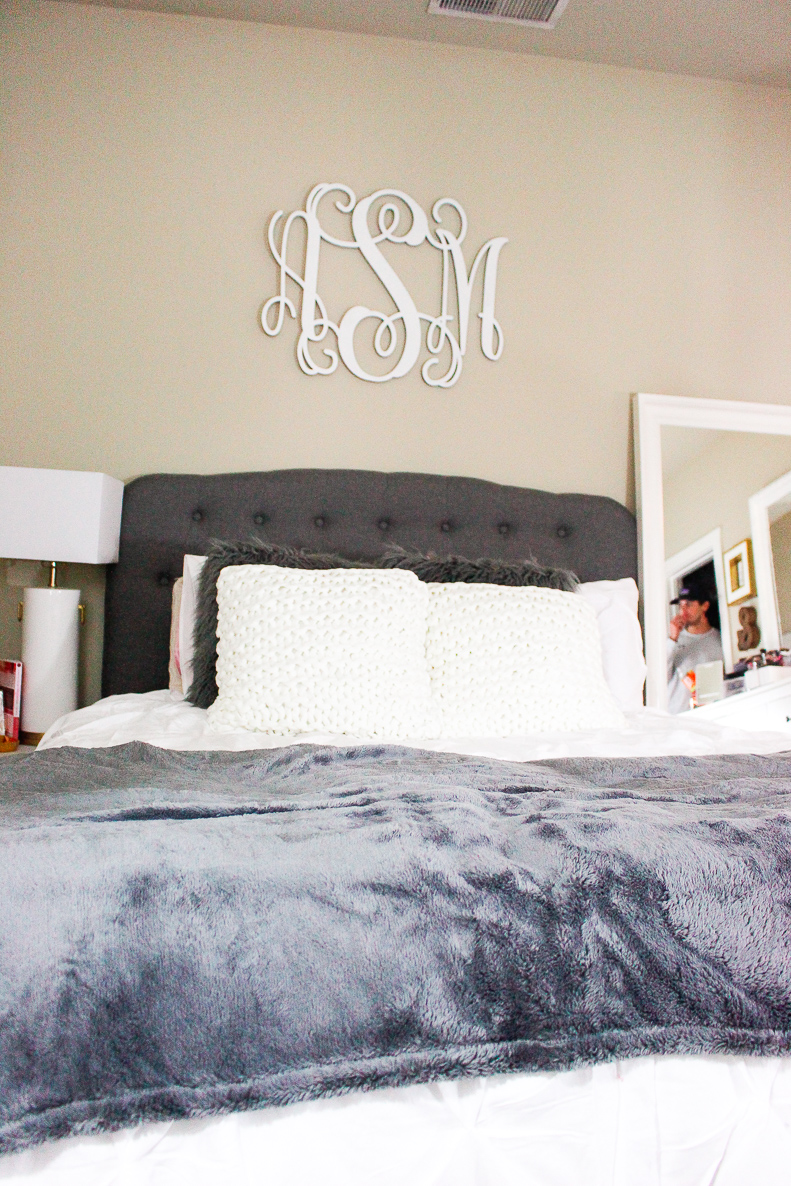 Fall Room Update With Devine Color | Wallpaper| Girly girl room | Audrey Madison Stowe a fashion and lifestyle blog
