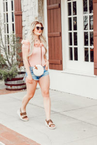 Spring Sunnies With Foster Grant | Audrey Madison Stowe a fashion and lifestyle blogger