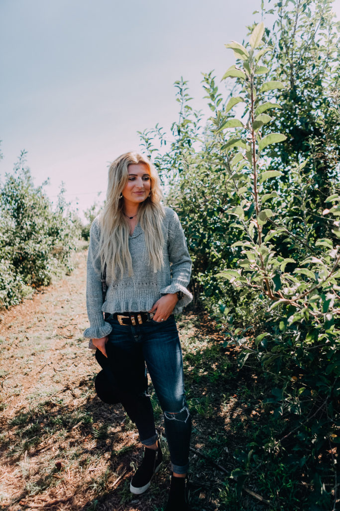 Apple Orchards With Steve Madden Outfit | #GenSteve| Family Day | featured by popular Texas fashion blogger Audrey Madison Stowe