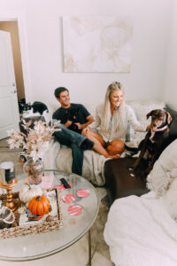 Decorating My Apartment For Fall | Home Decor for Fall | Audrey Madison Stowe a fashion and lifestyle blogger