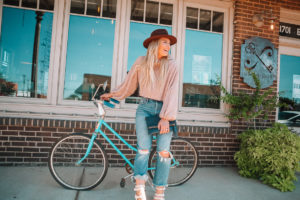 Going Out Looks For Fall | Cute College Style | Audrey Madison Stowe a fashion and lifestyle blogger