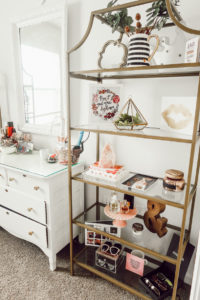 Home Office Tour | Girly Blogger Cloffice | Blogger Office | Audrey MAdison Stowe a fashion and lifestyle blogger