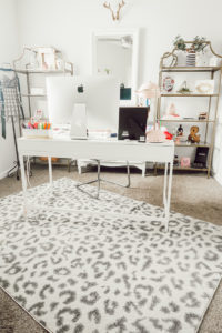 Home Office Tour | Girly Blogger Cloffice | Blogger Office | Audrey MAdison Stowe a fashion and lifestyle blogger