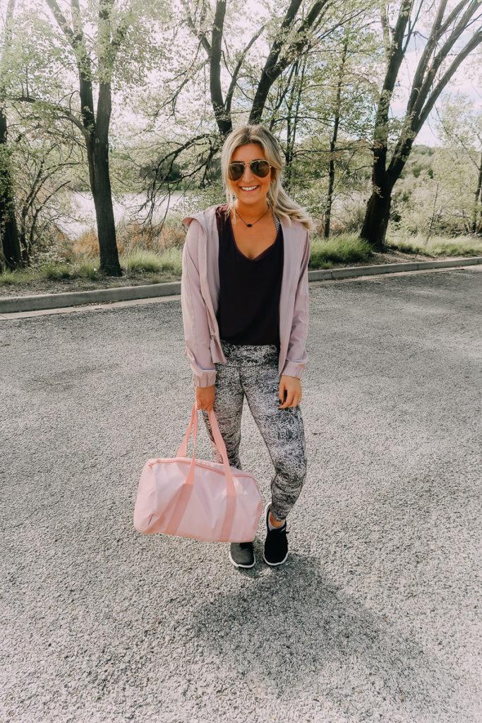 Lululemon | Workout Wear | Winter Workout | Cute Workout Wear For Cool Weather With Lululemon featured by top Texas fashion blog Audrey Madison Stowe