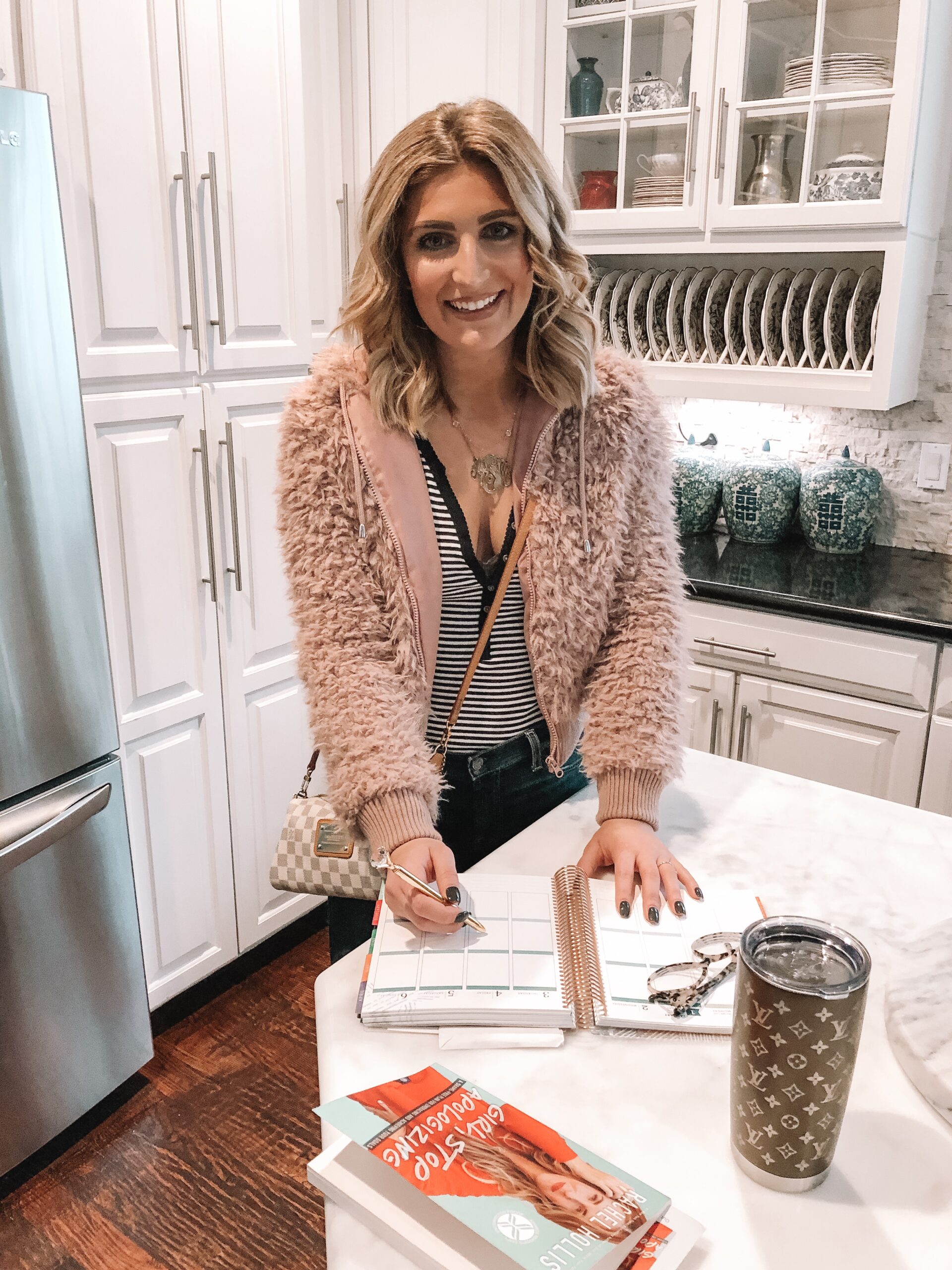 New Year Resolutions 2019 | New Year Goals | Audrey Madison Stowe a fashion and lifestyle blogger