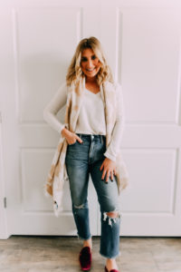 Back to Basics: How To Wear A Scarf 3 Ways | Audrey Madison Stowe a fashion and lifestyle blogger