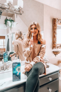 On the Go with Oral-B | Perfect toothbrush to travel with | Audrey Madison Stowe a fashion and lifestyle blogger