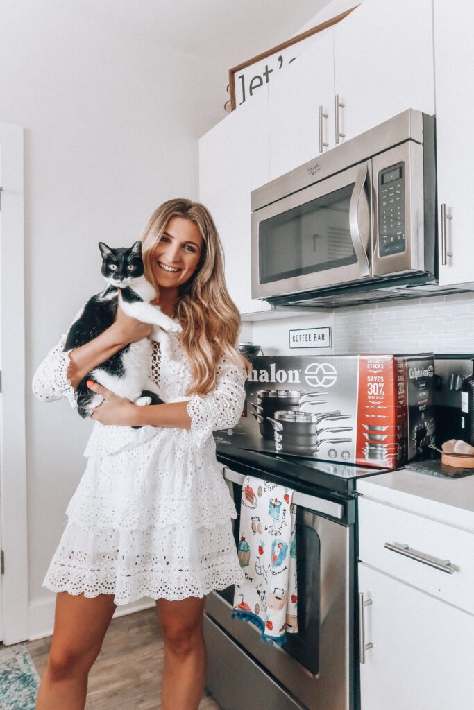 The Cookware Set To Have On Your Registry | Wedding Wednesday | Audrey Madison Stowe a fashion and lifestyle blogger