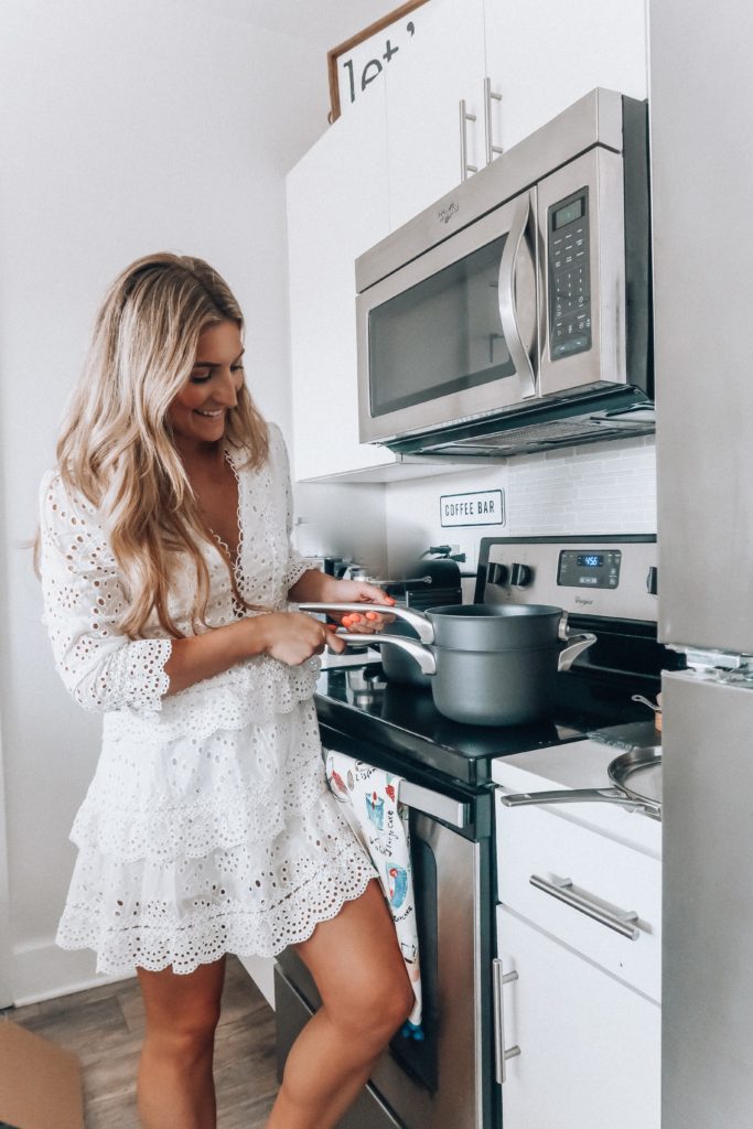 The Cookware Set To Have On Your Registry | Wedding Wednesday | Audrey Madison Stowe a fashion and lifestyle blogger