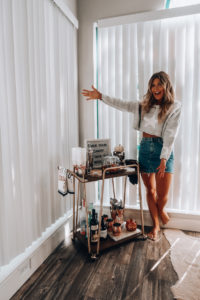 How To Style A Fall Bar Cart | Audrey Madison Stowe a fashion and lifestyle blogger