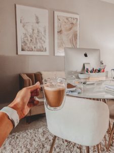 Healthy Drinks I Have Everyday | Wellness Drinks | Audrey Madison stowe a fashion and lifestyle blogger
