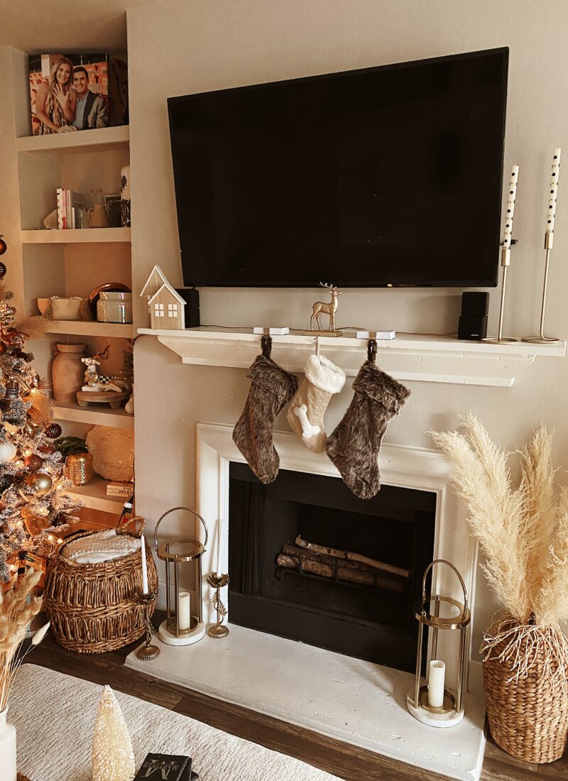 Neutral Holiday Home Decor