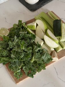 Healthy Green Juice Recipe To Try | Detox Juice | Audrey Madison Stowe