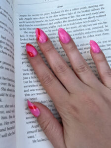 book nails