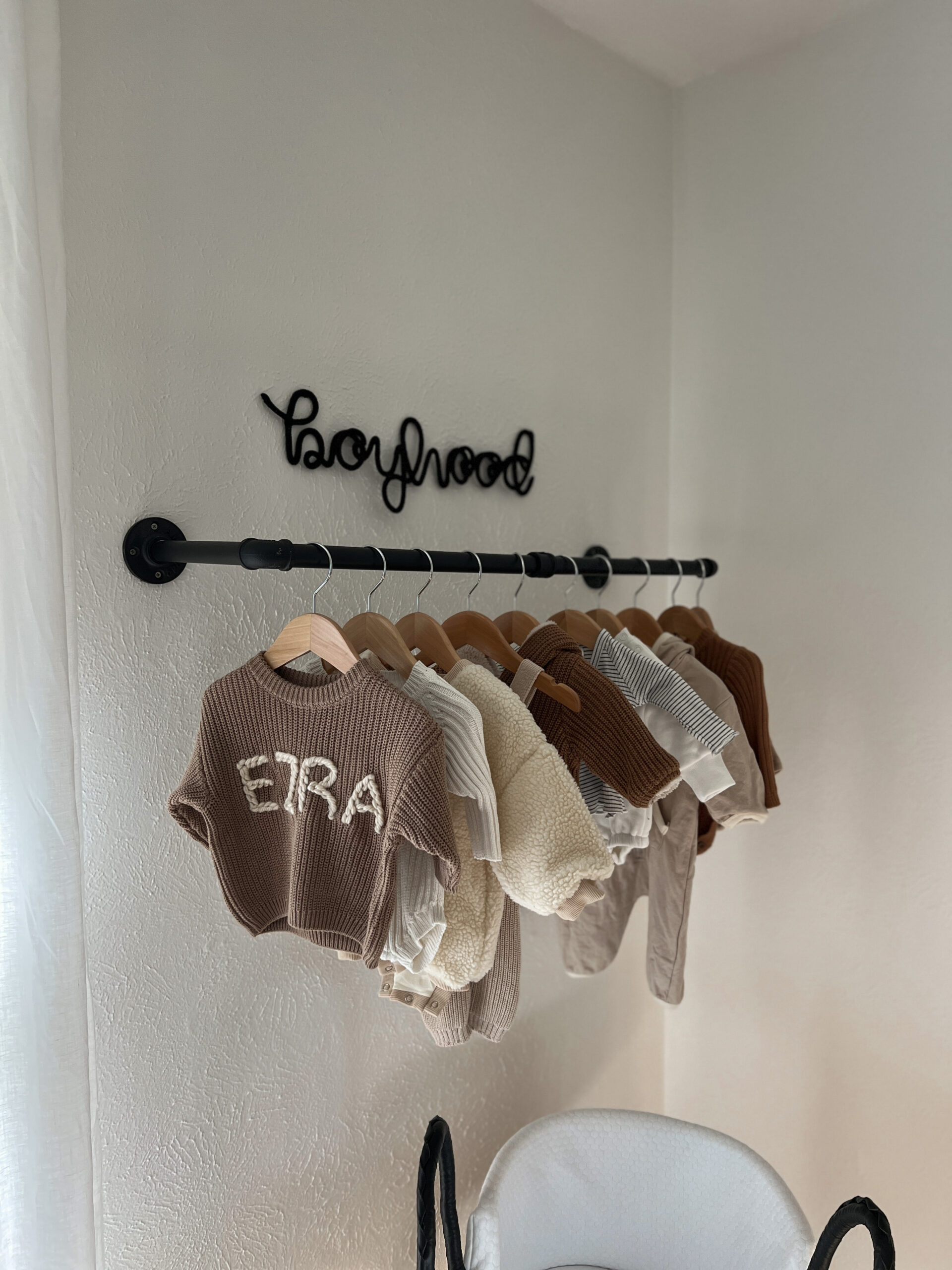 Boyhood nursery details | Cute clothing rack