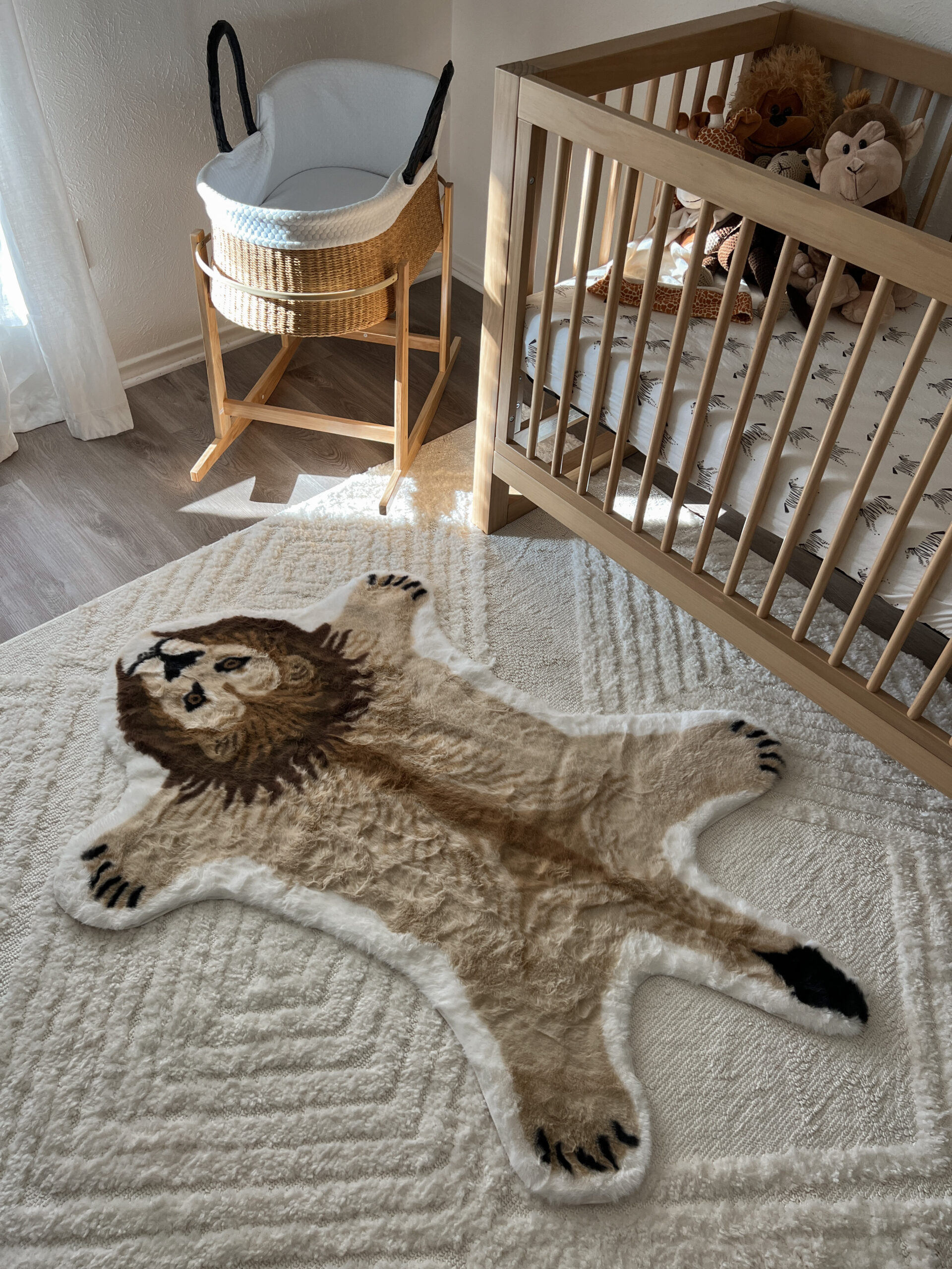Lion Rug for baby nursery